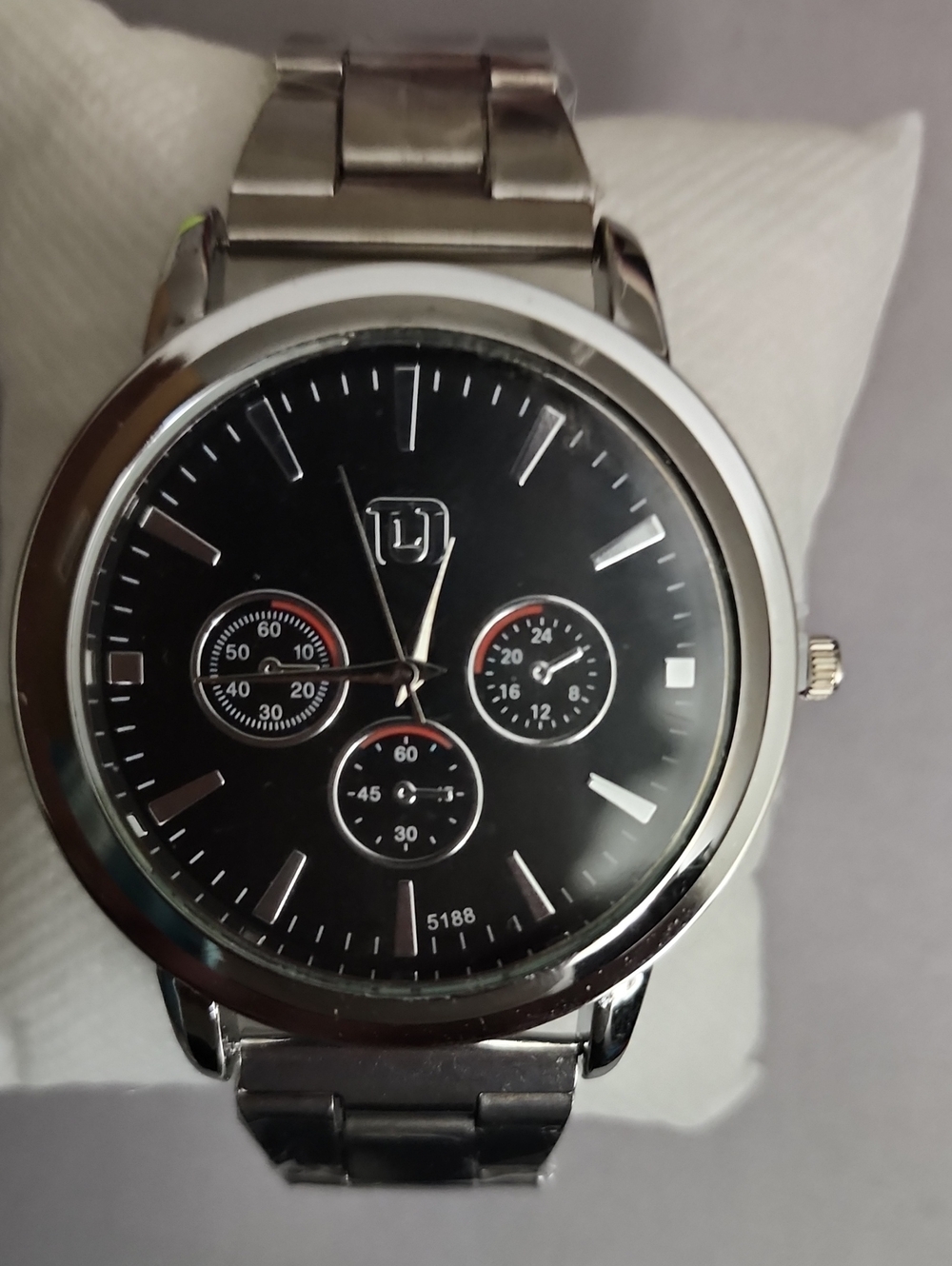 Men's Black Dial Stainless Steel Watch - Unbranded